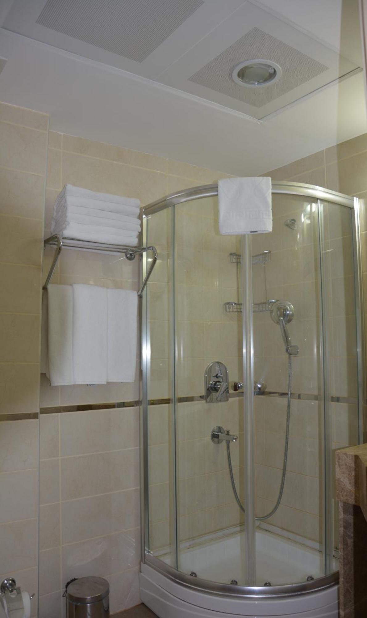 Grand Karot Hotel Γιάλοβα Εξωτερικό φωτογραφία
