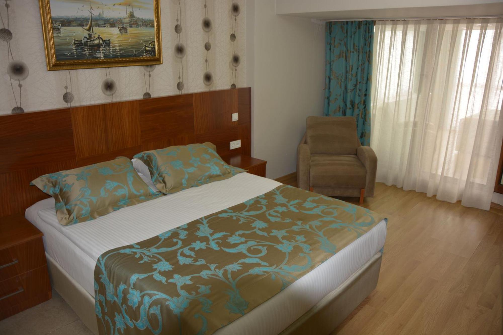 Grand Karot Hotel Γιάλοβα Εξωτερικό φωτογραφία