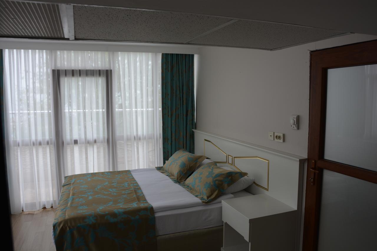 Grand Karot Hotel Γιάλοβα Εξωτερικό φωτογραφία